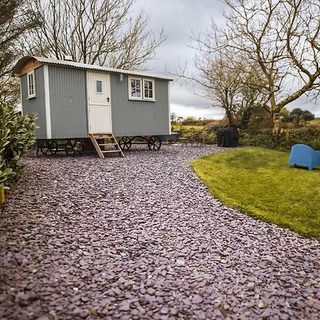 Luxury Shepherd'S Hut On Flower Farm With Outdoor Bath In Mid Cornwall 트루로 외부 사진