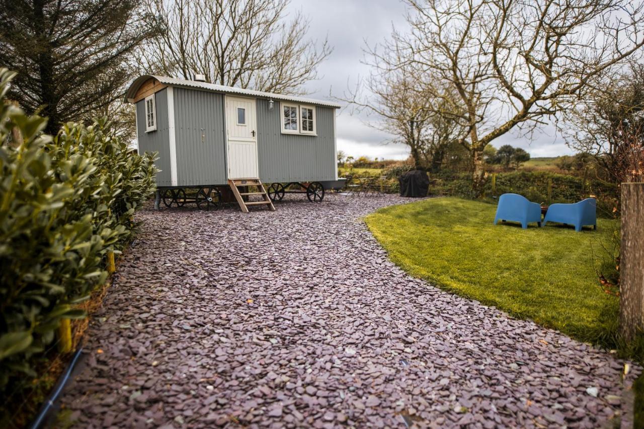 Luxury Shepherd'S Hut On Flower Farm With Outdoor Bath In Mid Cornwall 트루로 외부 사진